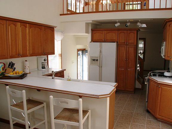 3rd image of 11696 Brownell Ave