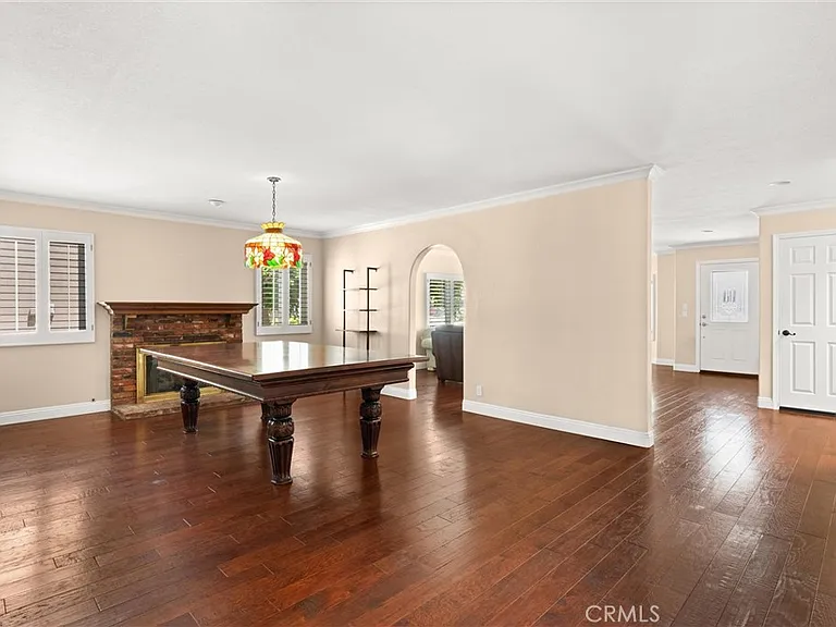5081 Howard Ave — Photo 13