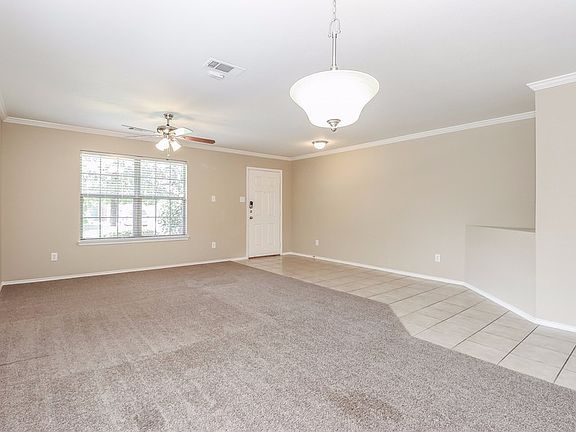 5th image of 610 Bushdale Dr