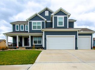 120 SE Riley St, Blue Springs, MO 64064