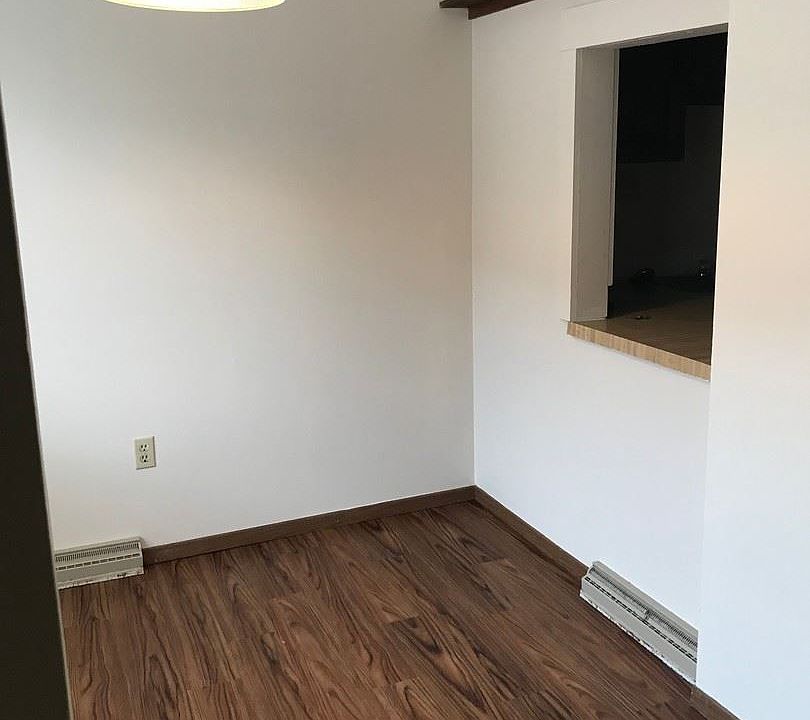 1st image of 1719 Dominion Dr APT C