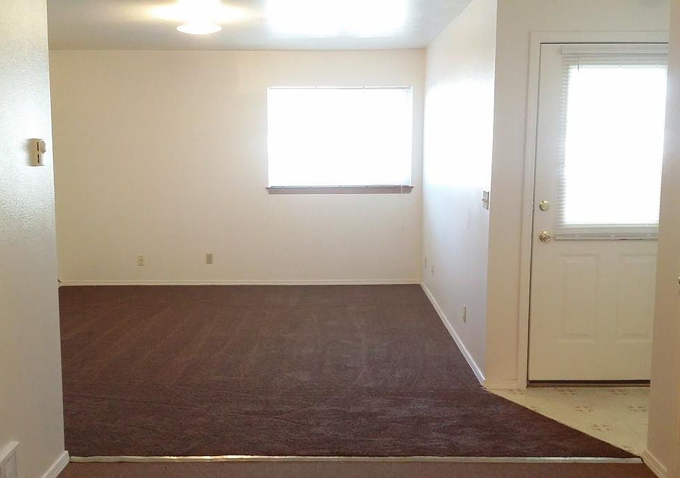 2nd image of 2140 Meppen Dr
