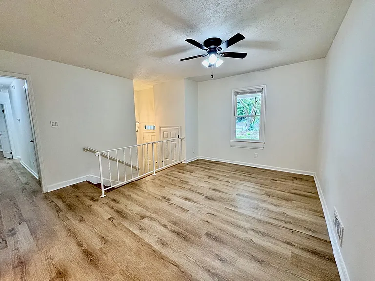 508 Landers Dr SW — Photo 5