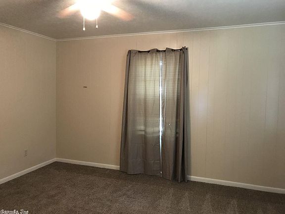 2nd image of 208 Grandview Ave