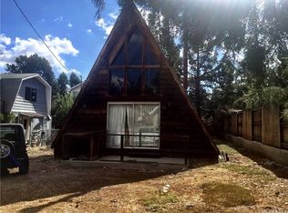 129 Victoria Ln, Sugarloaf, CA 92386