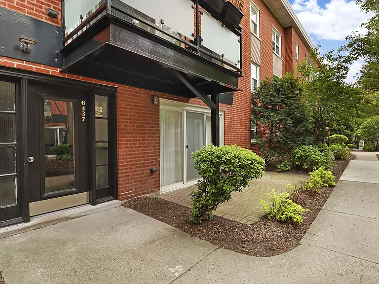6435-43 N. Damen Ave. — Photo 21