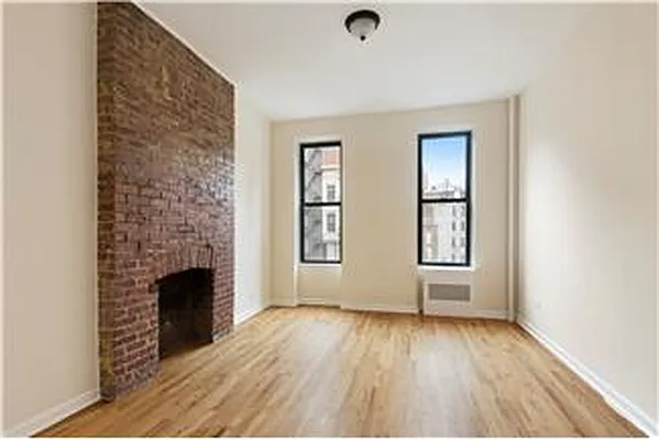 Rented by High Line NYC Realty Group | media 14