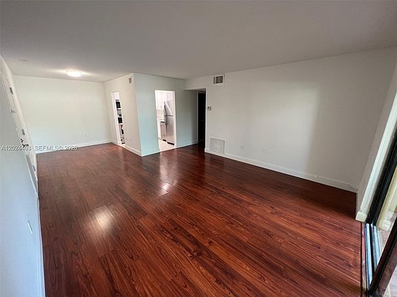 5th image of 10415 N Kendall Dr APT B113