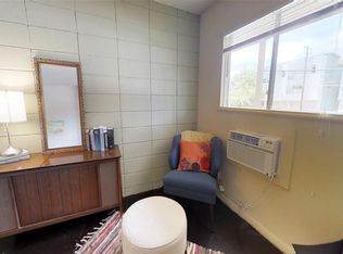 300 E 30th St APT 203, Austin, TX 78705