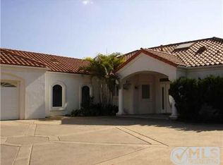 30382 Canyon Estates Rd, Vista, CA 92084