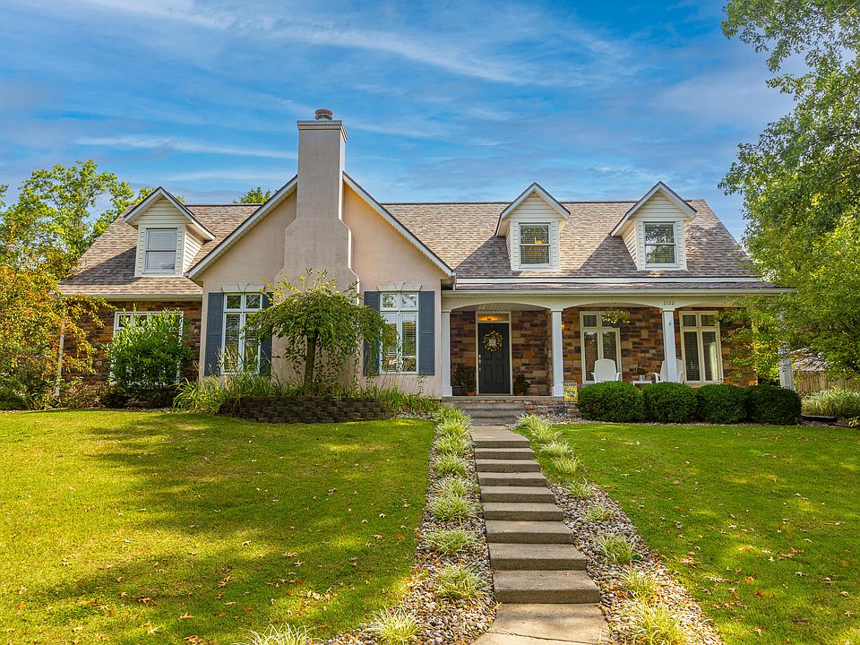 1st image of 2122 Wyndamere Ln