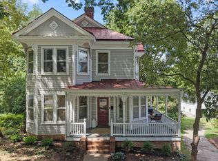 706 High St, Farmville, VA 23901