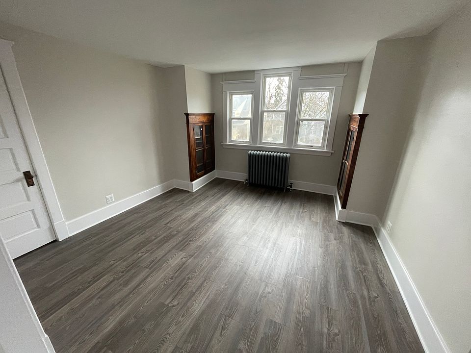 1st image of 2014 Hertel Ave #2