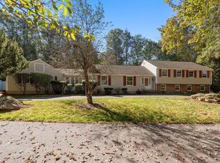 91 Glen St, Natick, MA 01760