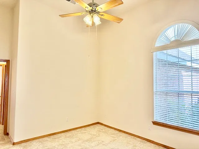 8420 Ashton Pl NE — Photo 30