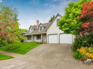 213 Hilltop Dr, Newberg, OR 97132