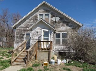 1491 Road 16, Howells, NE 68641