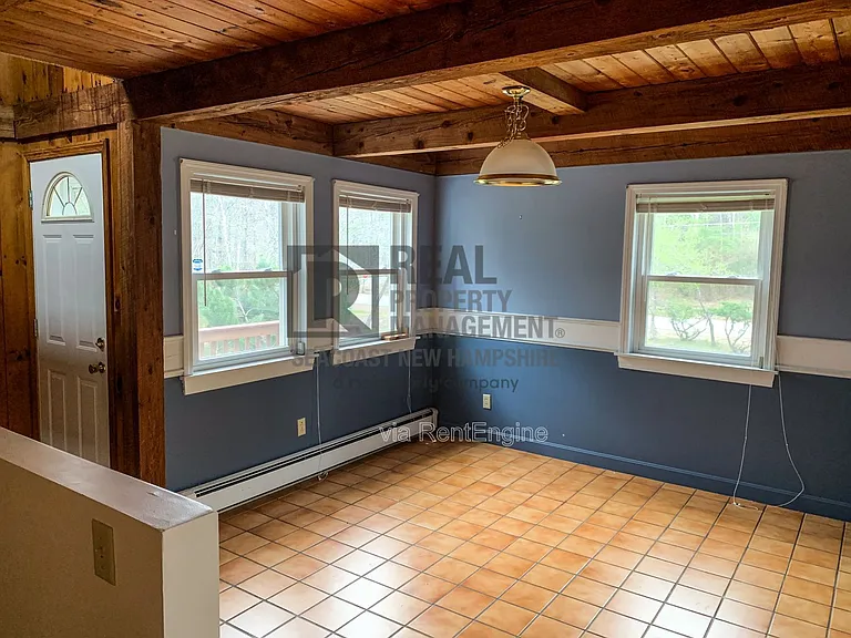 6 Spruce Ln — Photo 4