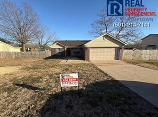 2503 S 1st St, Cabot, AR 72023