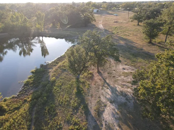 15641 Highway 21 W, North Zulch, TX 77872