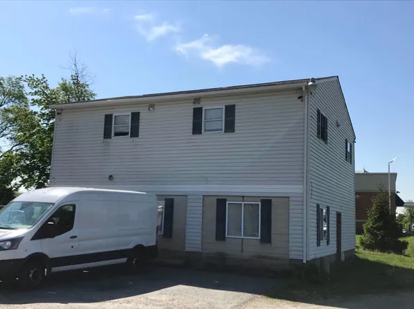 1088 S Chapel St, Newark, DE 19702