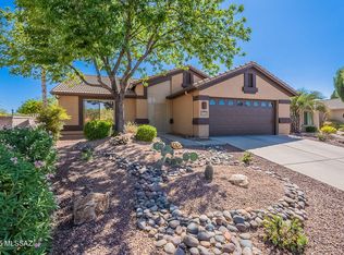 2136 E Desert Fox Dr, Green Valley, AZ 85614