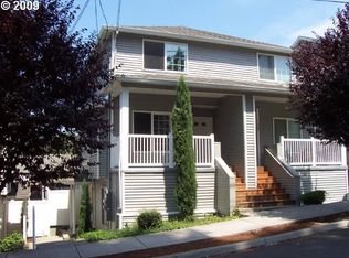 11861-11865 SE Pine St, Portland, OR 97216