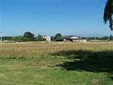 Dry, level acreage