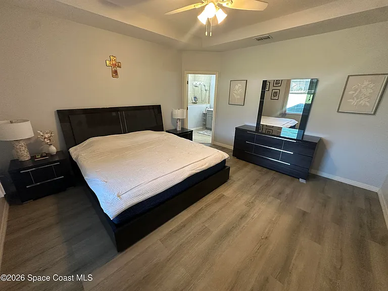 1133 Morgan Cir NE — Photo 6
