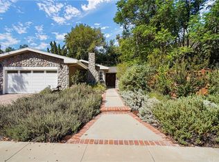 5365 Ellenvale Ave, Woodland Hills, CA 91367