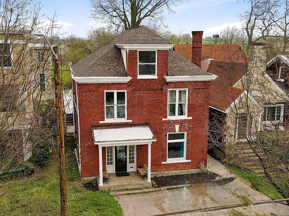 1st image of 1465 S 1st St