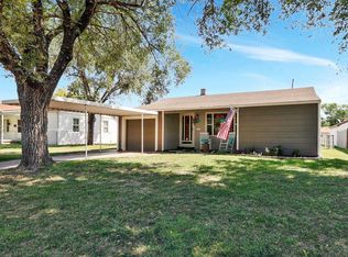 1722 Cron St, Augusta, KS 67010