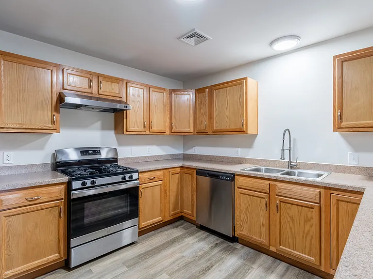 Orchard Hills Landings — Photo 54