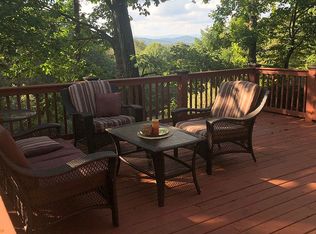 1676 Royal Oak Ct, Charlottesville, VA