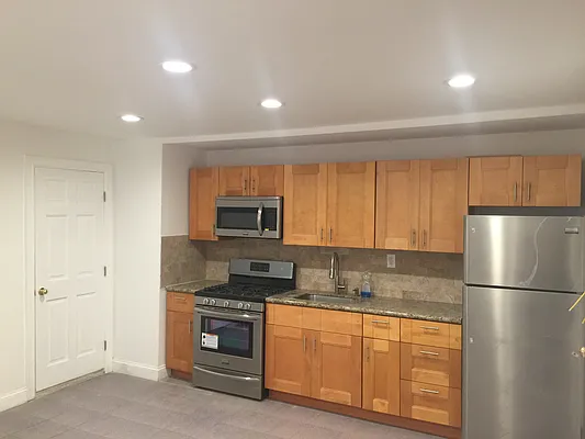 Rented by RES New York | media 13