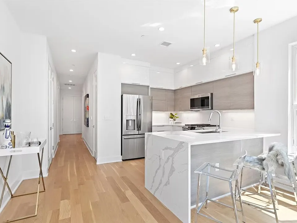 6025 Boulevard E #407