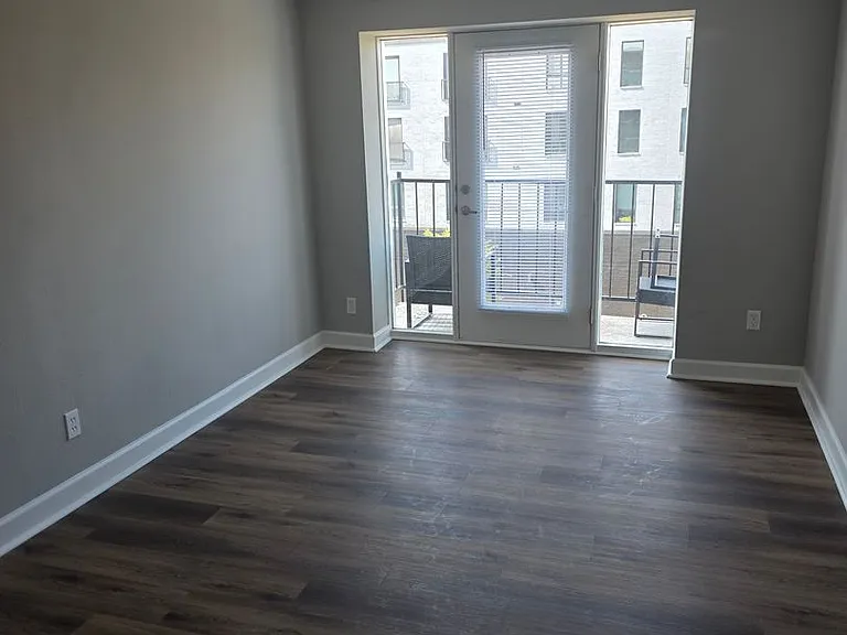 5630 Pershing Ave #40 — Photo 4