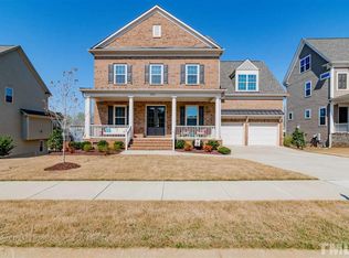 4700 Sunset Fairways Dr, Apex, NC 27539