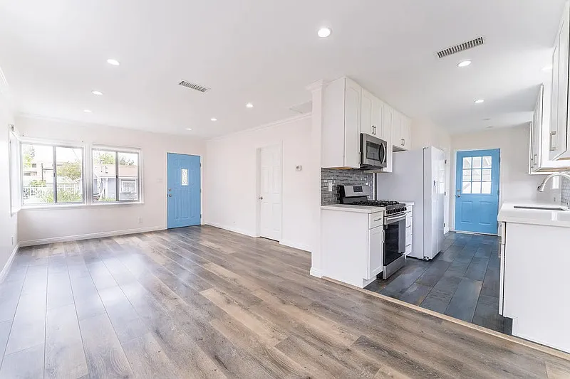 1 bed, 1.0 bath, 600 sqft, $1,800 — Photo 1