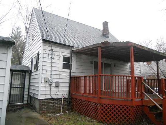 3rd image of 1943 N Alton Ave