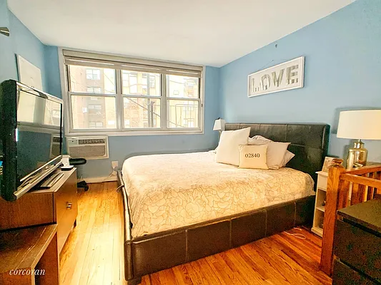 Rented by Corcoran | media 11