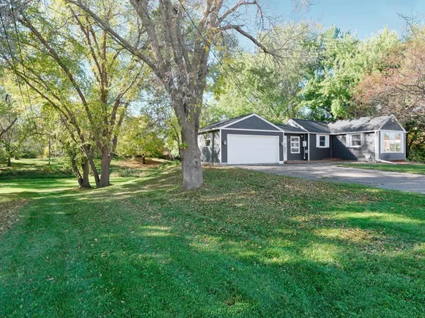 575 Hamel Rd, Hamel, MN 55340