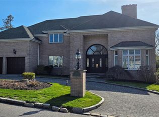 14 Potters Lane, New Rochelle, NY