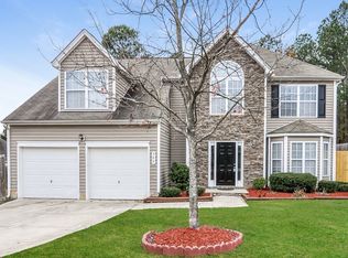 504 Pyracantha Dr, Holly Springs, NC 27540