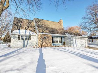 244 Lorrie Way, De Pere, WI 54115