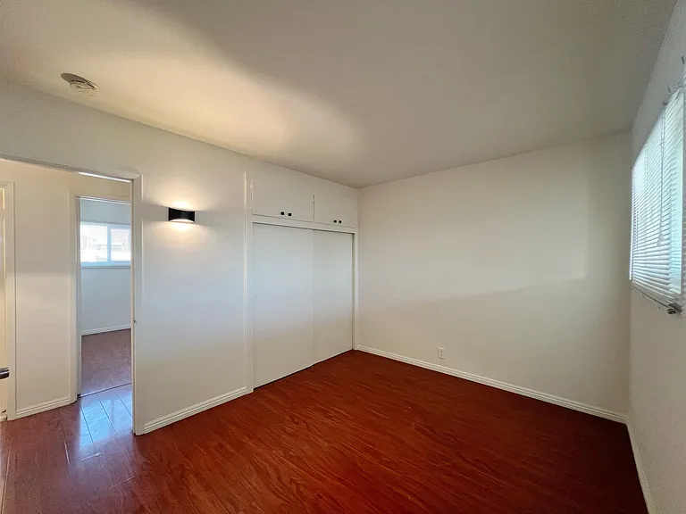 325 N Garfield Ave #H — Photo 12