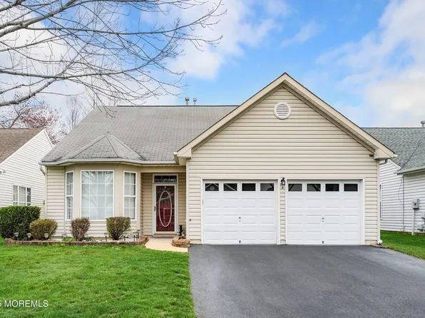 5 Sunflower Lane, Brick, NJ 08724