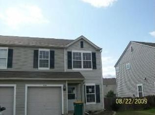 246 Charleston Ave, Romeoville, IL 60446