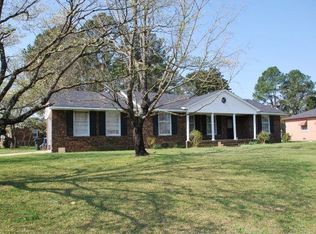 1000 Rosanne Dr, Kinston, NC 28504