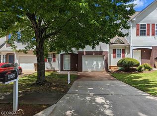 6636 Sunset Valley Cir, Rex, GA 30273